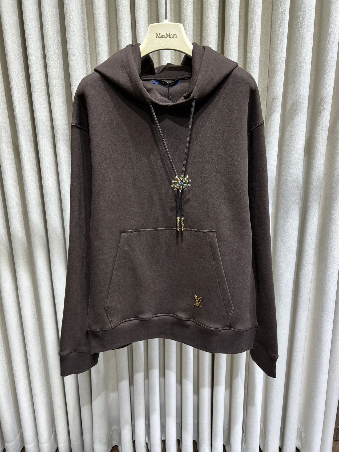wg.luxury- 8V oversized item:D-F140J2108